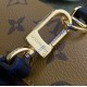 Louis Vuitton Tilsitt M46548