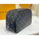 Louis Vuitton Monogram Eclipse Toiletry Kit M47527-black