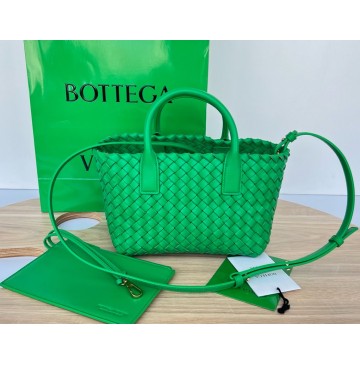 Bottega Veneta Mini Cabat B709464-parakeet