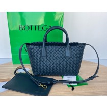 Bottega Veneta Mini Cabat B709464-space