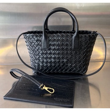 Bottega Veneta Mini Cabat B717712-black