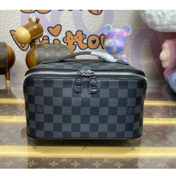 Louis Vuitton Damier Graphite Toiletry Bag N11750-black