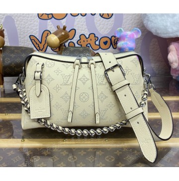 Louis Vuitton Mahina Leather Hand It All PM M24255-cream